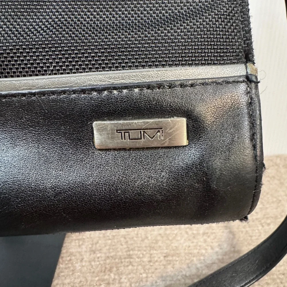 Tumi Alpha Ballistic Nylon Expandable Briefcase Laptop Bag Black Business Travel